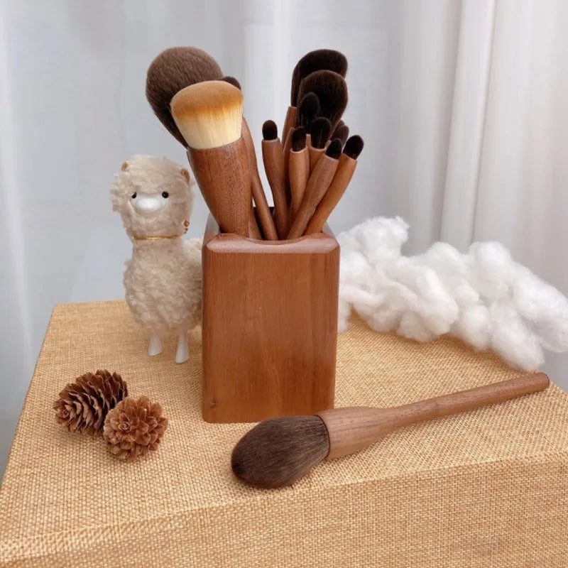 Makeup Brushes Set Cosmetic Powder Blush Foundation Eye Shadow