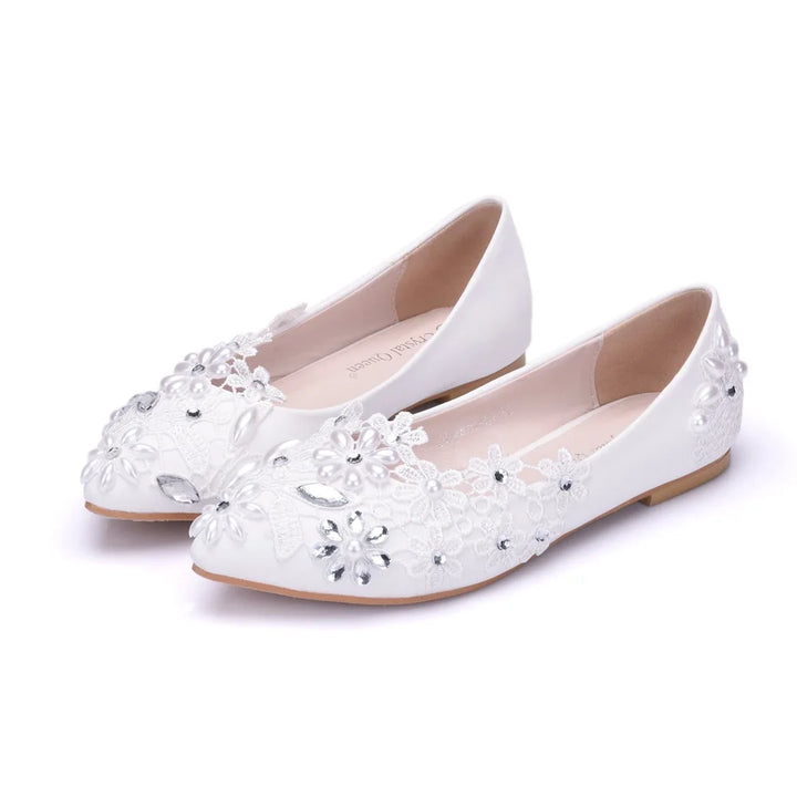 Spring and summer pointed toe shallow mouth white rhinestone pearl lace flat