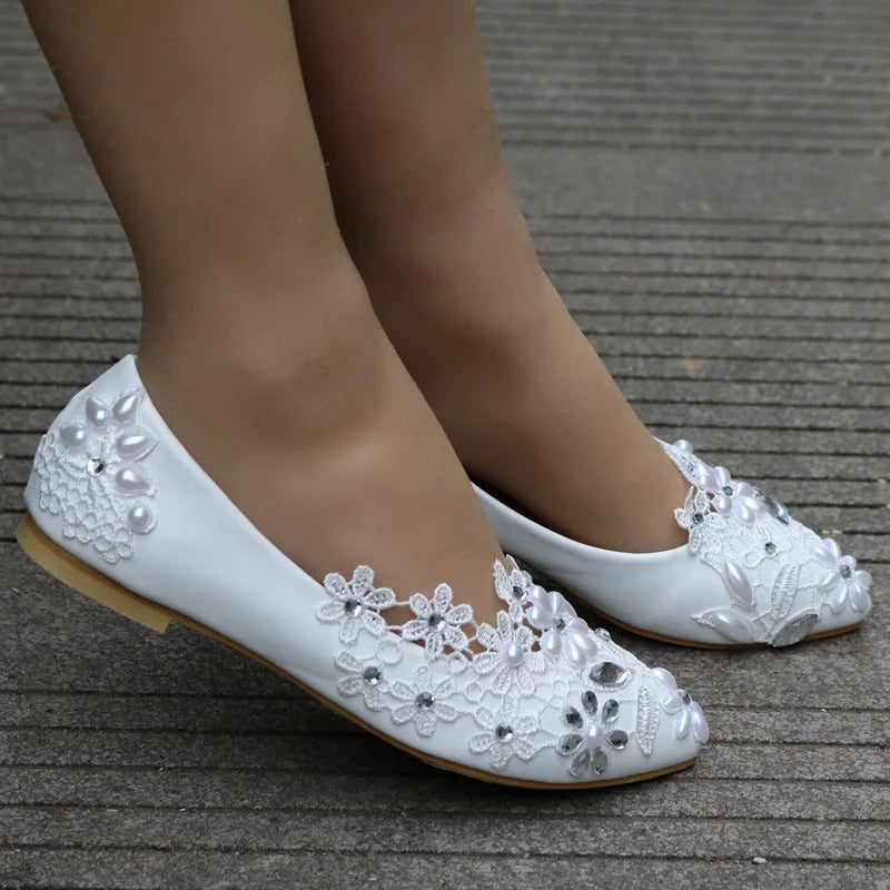 Spring and summer pointed toe shallow mouth white rhinestone pearl lace flat