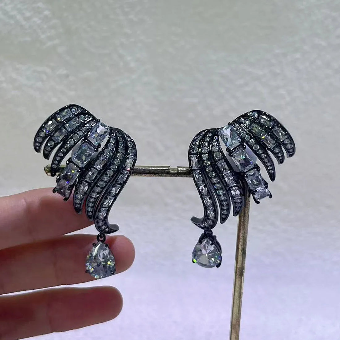 Ear clips Black Water Droplets Jewelry Wings Charms Fine Jewelry Sets
