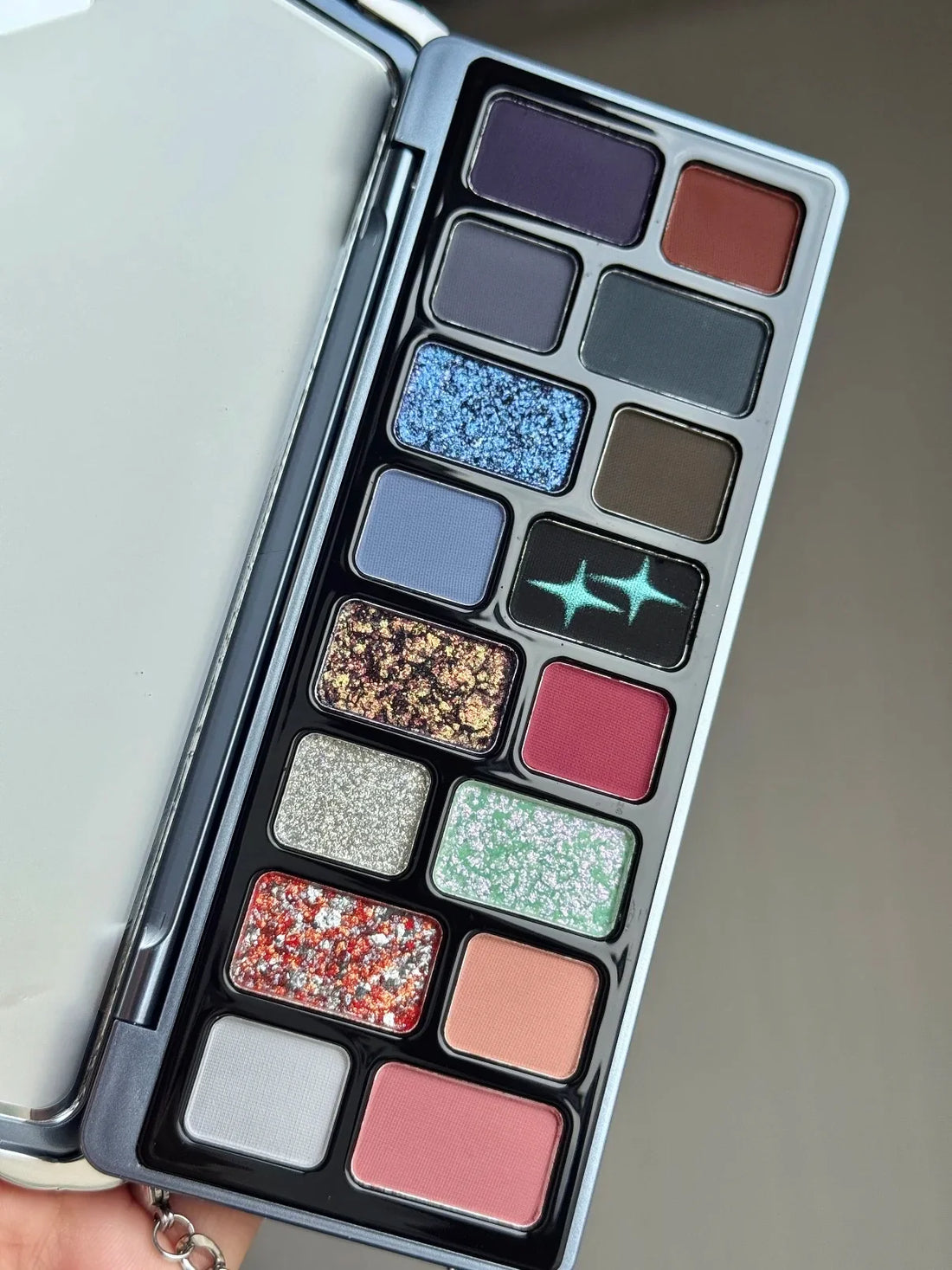 Eyeshadow Palette Cheeryep Matte Powder Glitter Shadow Chameleon