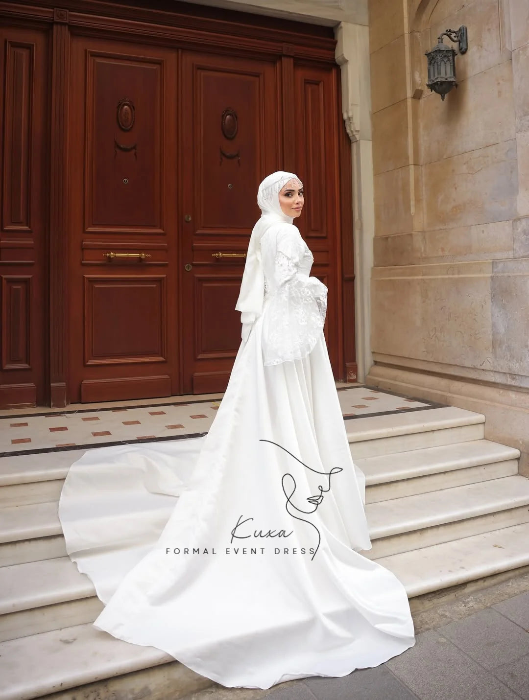 KUXA Luxury Muslim Wedding Dresses Satin Long Sleeves Bridal Gown