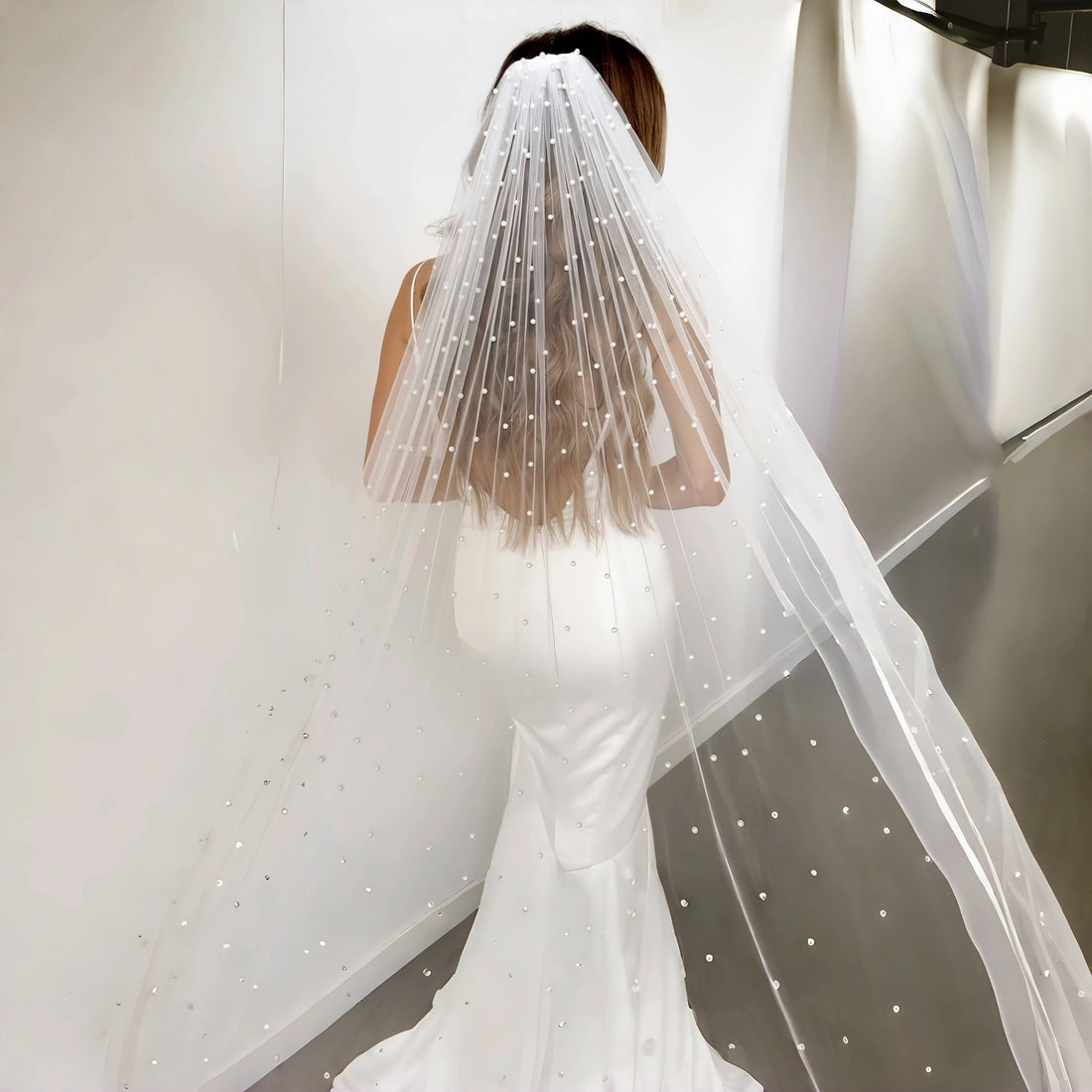Pearls Bridal Veil Soft 1 Tier Beaded Wedding Veil for Bride