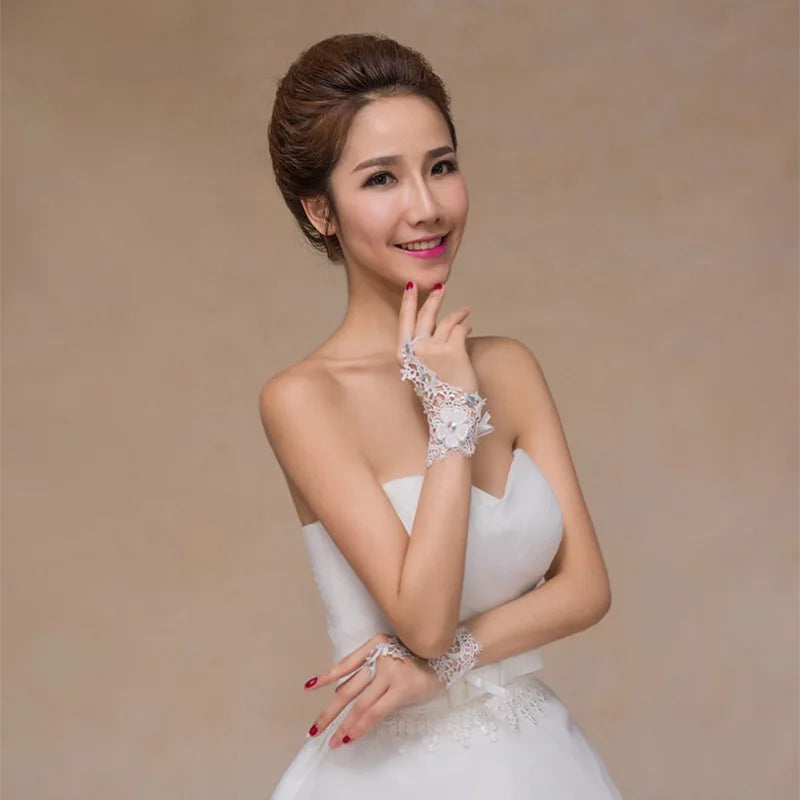 Bride Wedding Rhinestone Lace Gloves Bridal Flower Gloves Bridal Short