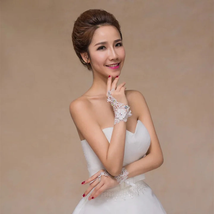 Bride Wedding Rhinestone Lace Gloves Bridal Flower Gloves Bridal Short