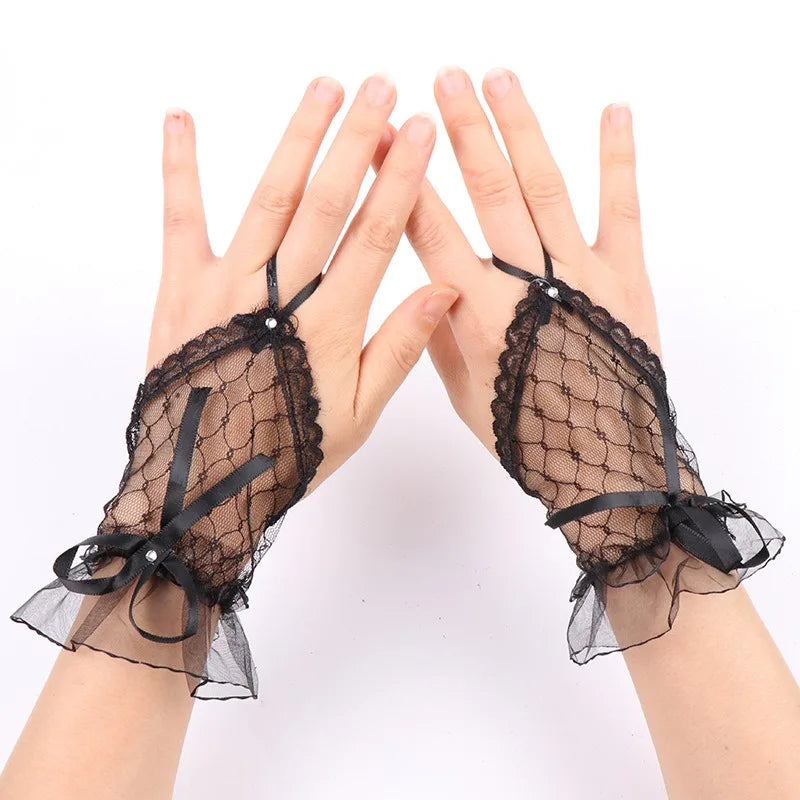 Elegant Lace Short Bridal Gloves Fingerless Wedding Gloves