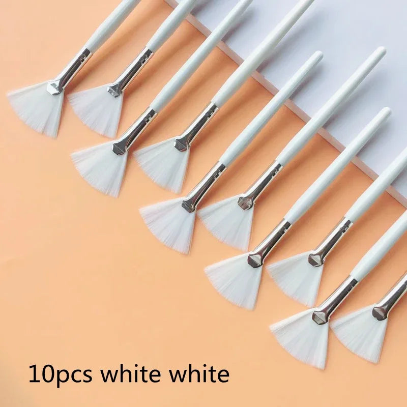 Durable Soft Fan Brush for Facials Makeup Applicator, Oil Control Facial