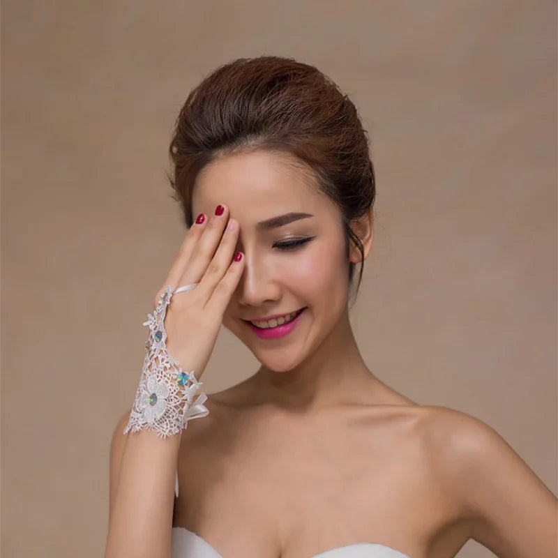 Bride Wedding Rhinestone Lace Gloves Bridal Flower Gloves Bridal Short