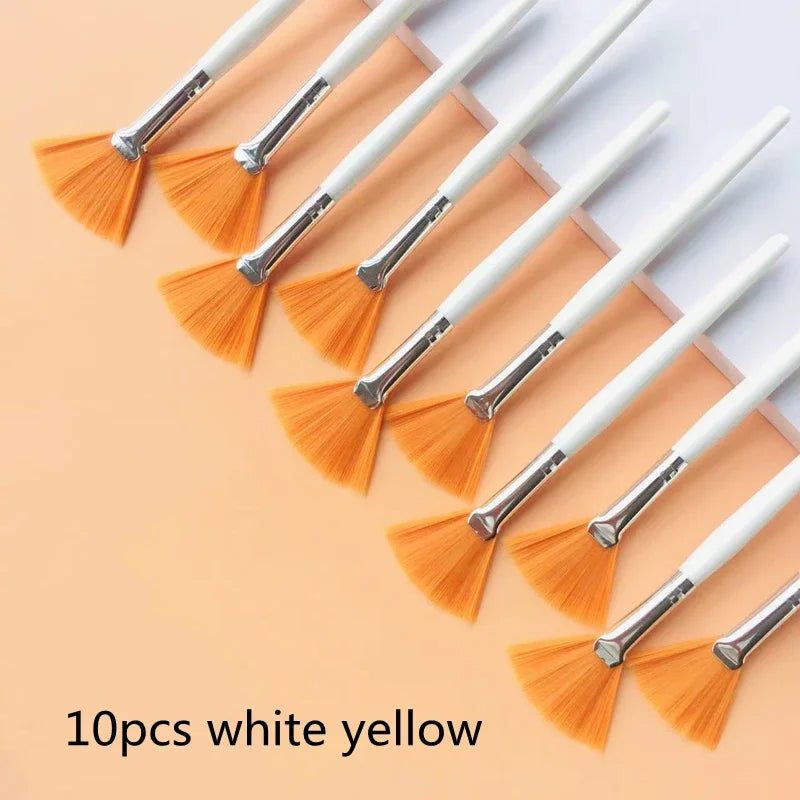 Durable Soft Fan Brush for Facials Makeup Applicator, Oil Control Facial
