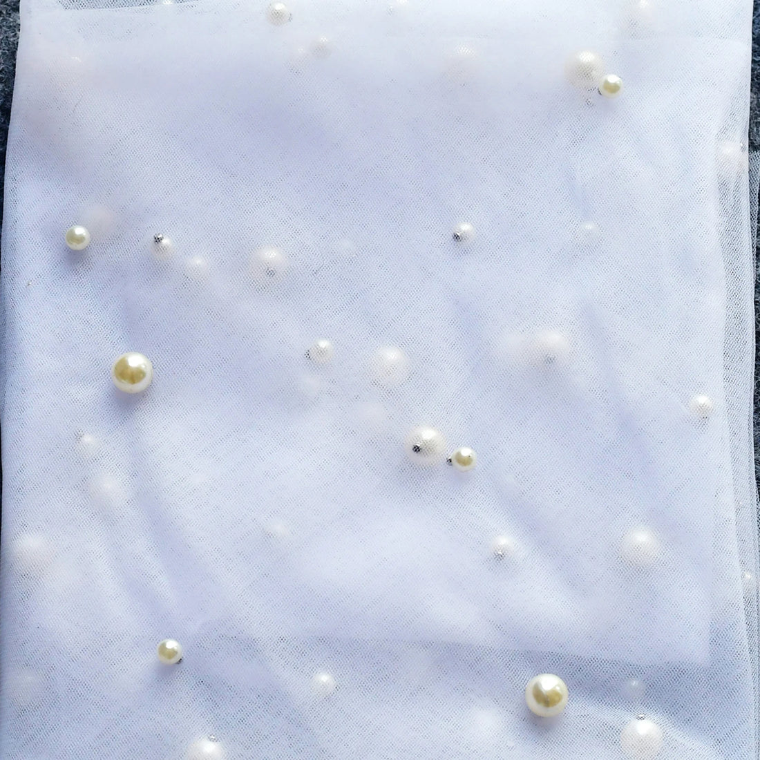 Pearls Bridal Veil Soft 1 Tier Beaded Wedding Veil for Bride